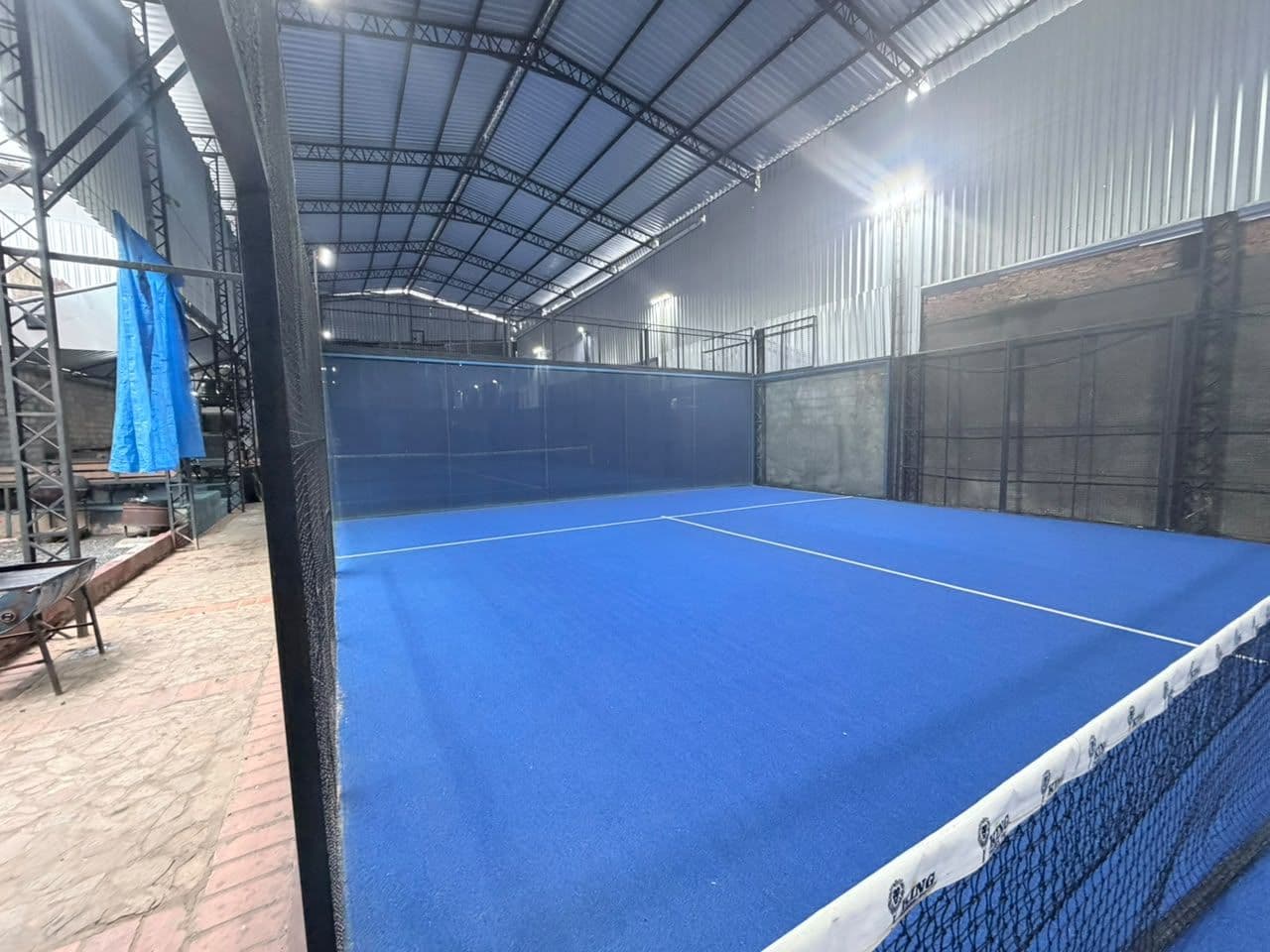 Foto de las canchas techadas